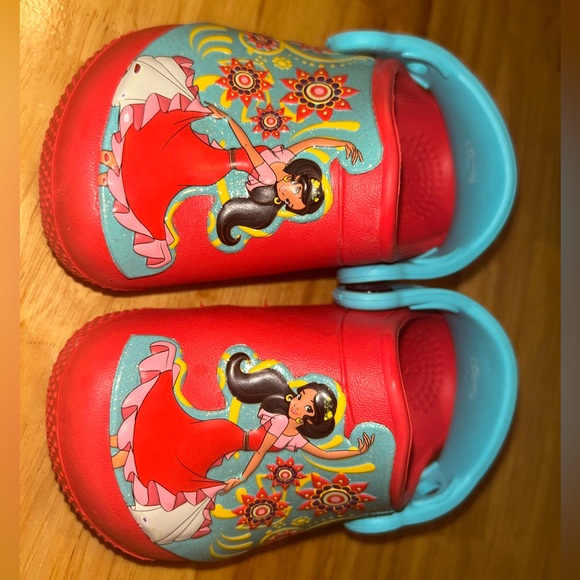 Disney Elena Avalor Crocs Size 5 ❤️ - Picture 7 of 9